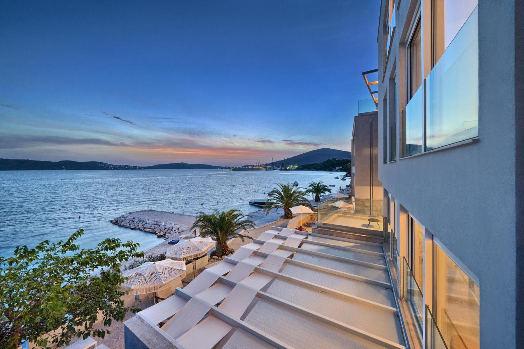 Livingstone Beach House Trogir Exterior photo