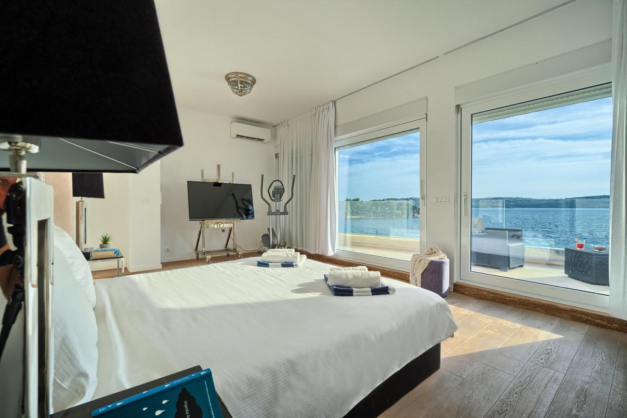 Livingstone Beach House Trogir Exterior photo