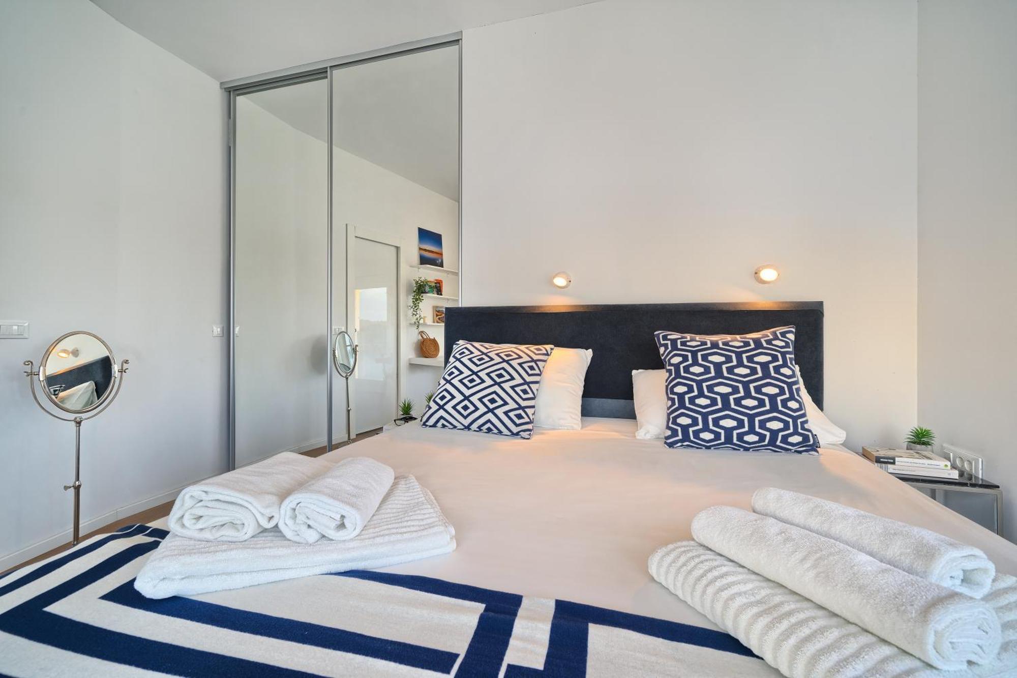 Livingstone Beach House Trogir Room photo