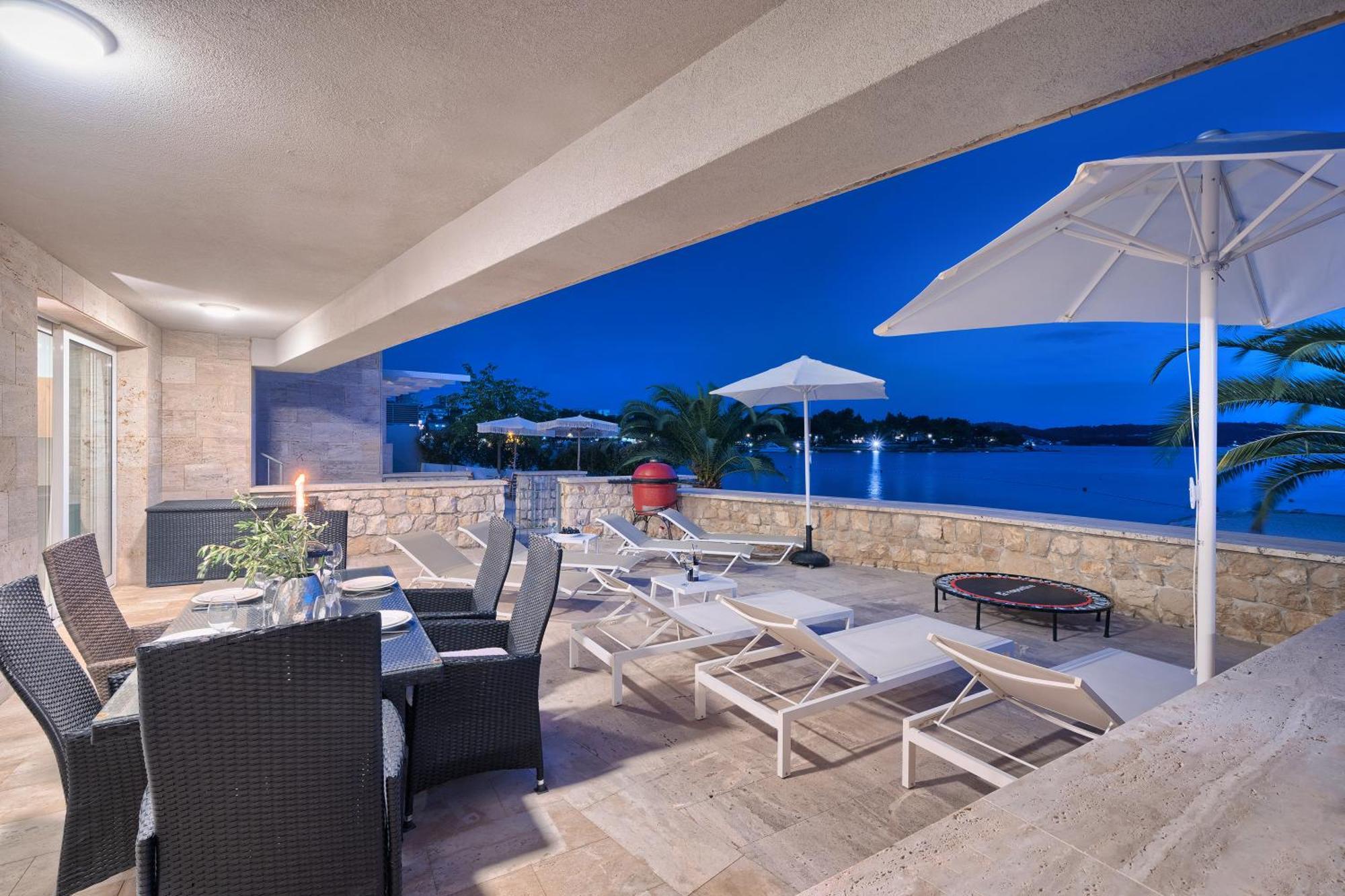 Livingstone Beach House Trogir Room photo