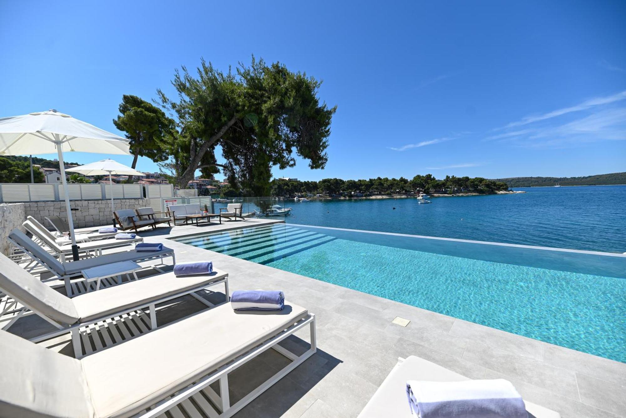 Livingstone Beach House Trogir Exterior photo