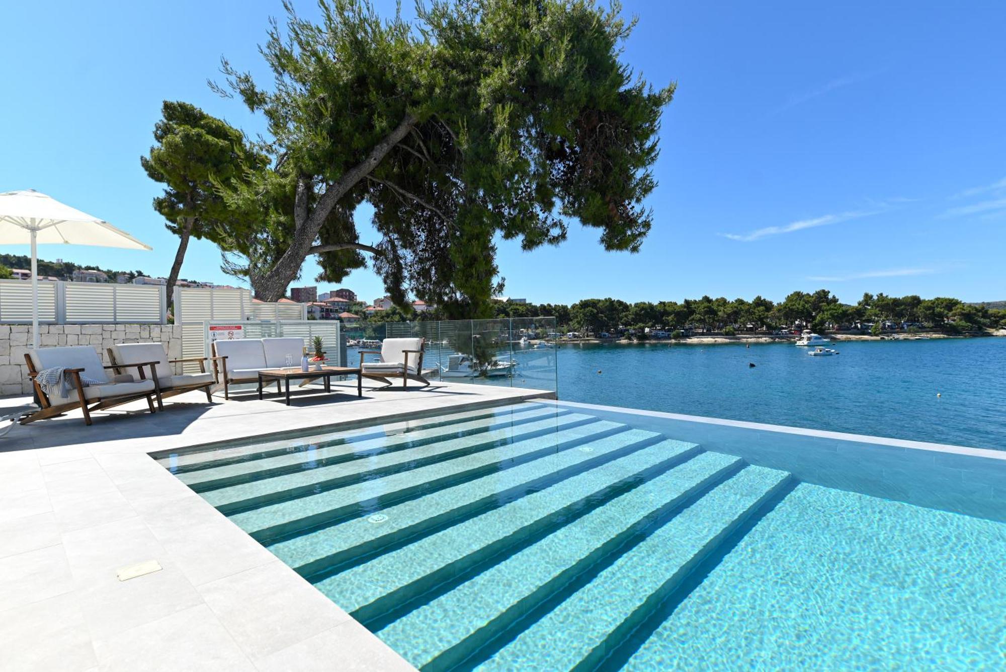 Livingstone Beach House Trogir Exterior photo