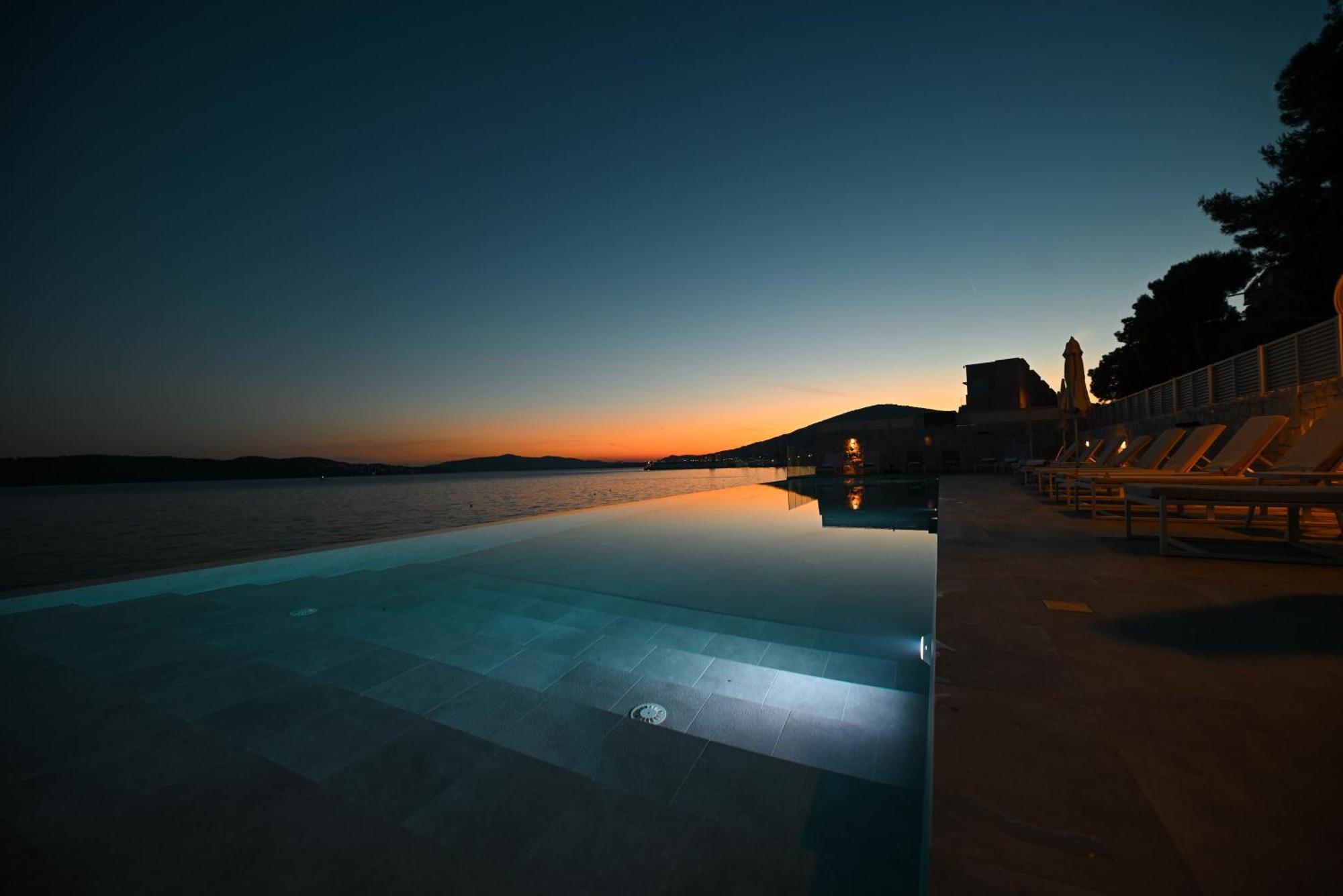 Livingstone Beach House Trogir Exterior photo